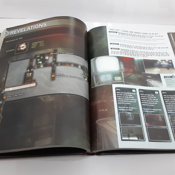 Call of Duty BLACK OPS Prestige Edition Stategy Guide Hard Cover - Picture 3 of 3